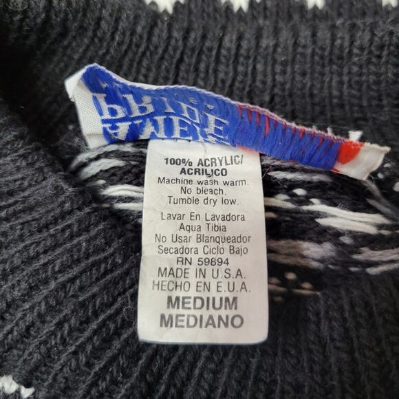 Vintage American Pride Black and White Sweater - Picture 5 of 7